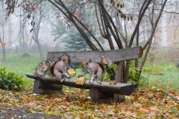 squirrels playing dice